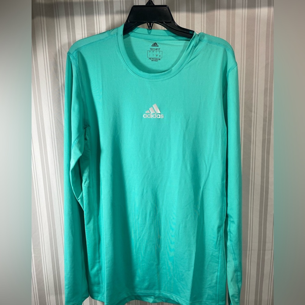 ***SOLD*****mens Adidas Techfit PrimeGreen - Long Sleeves in size Large